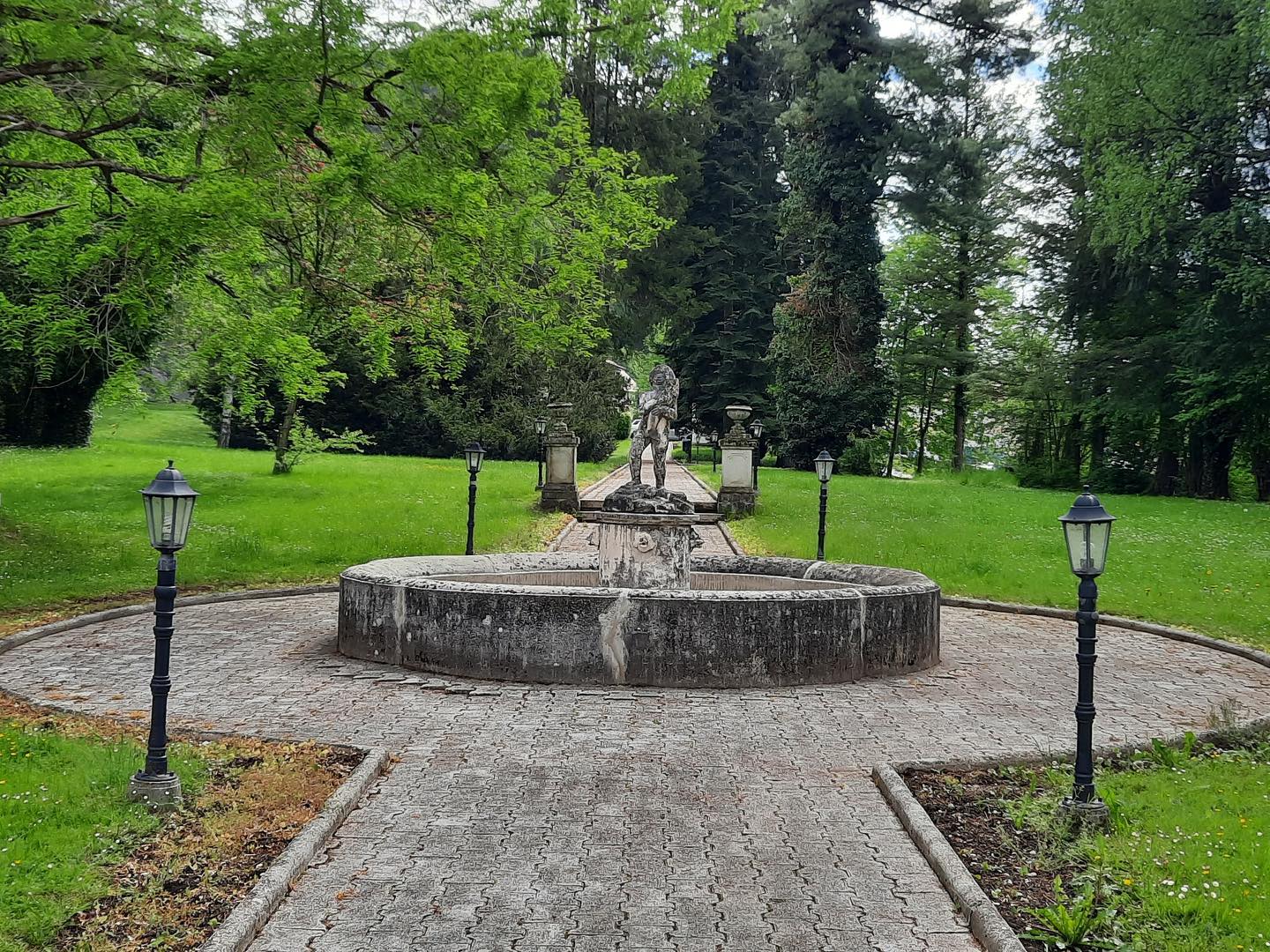 Park pri Dvorcu Radlje